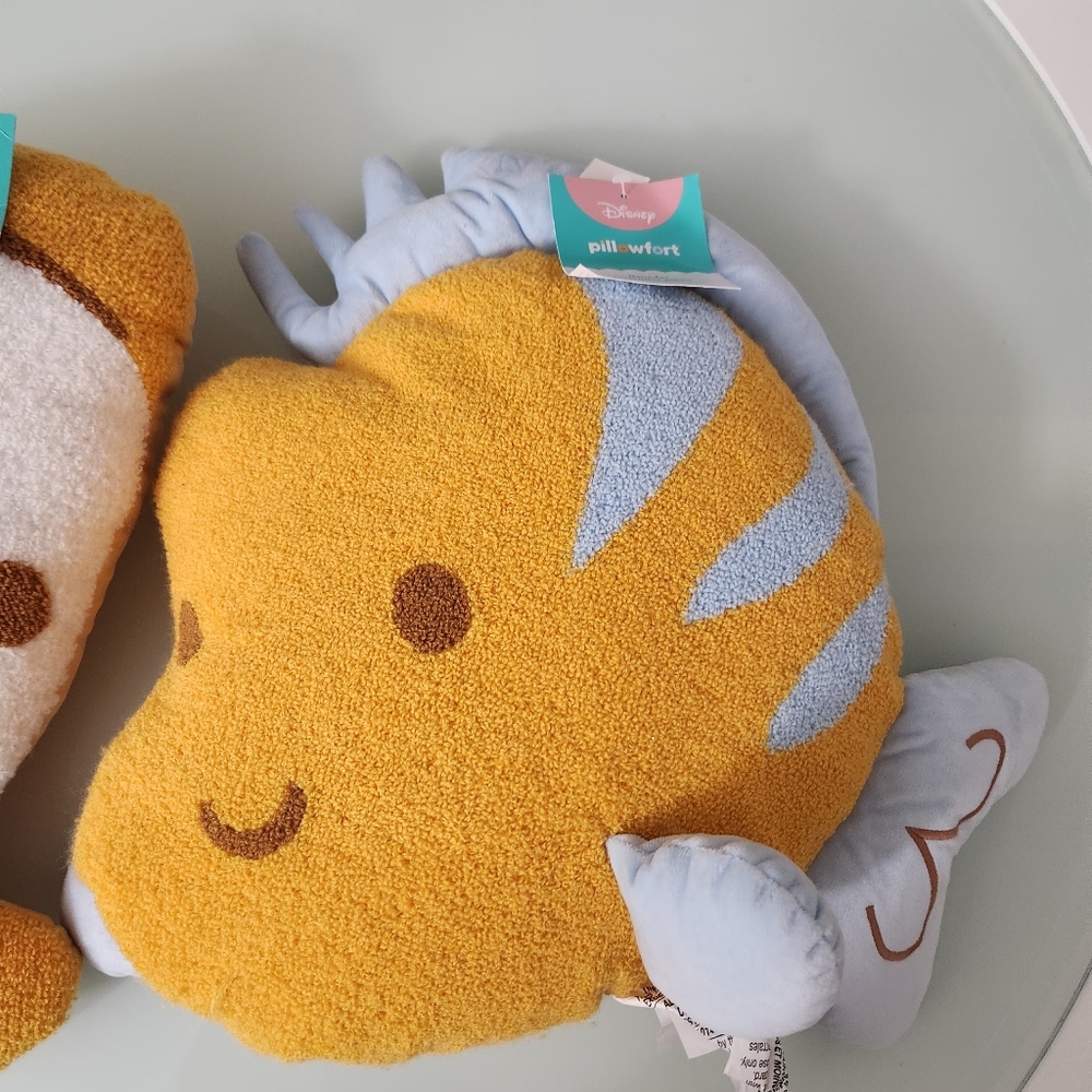 NEW! Disney Plush Set - White, Yellow, Blue FINAL PRICE - Picture 2 of 3